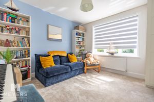 Photo 17- click for photo gallery